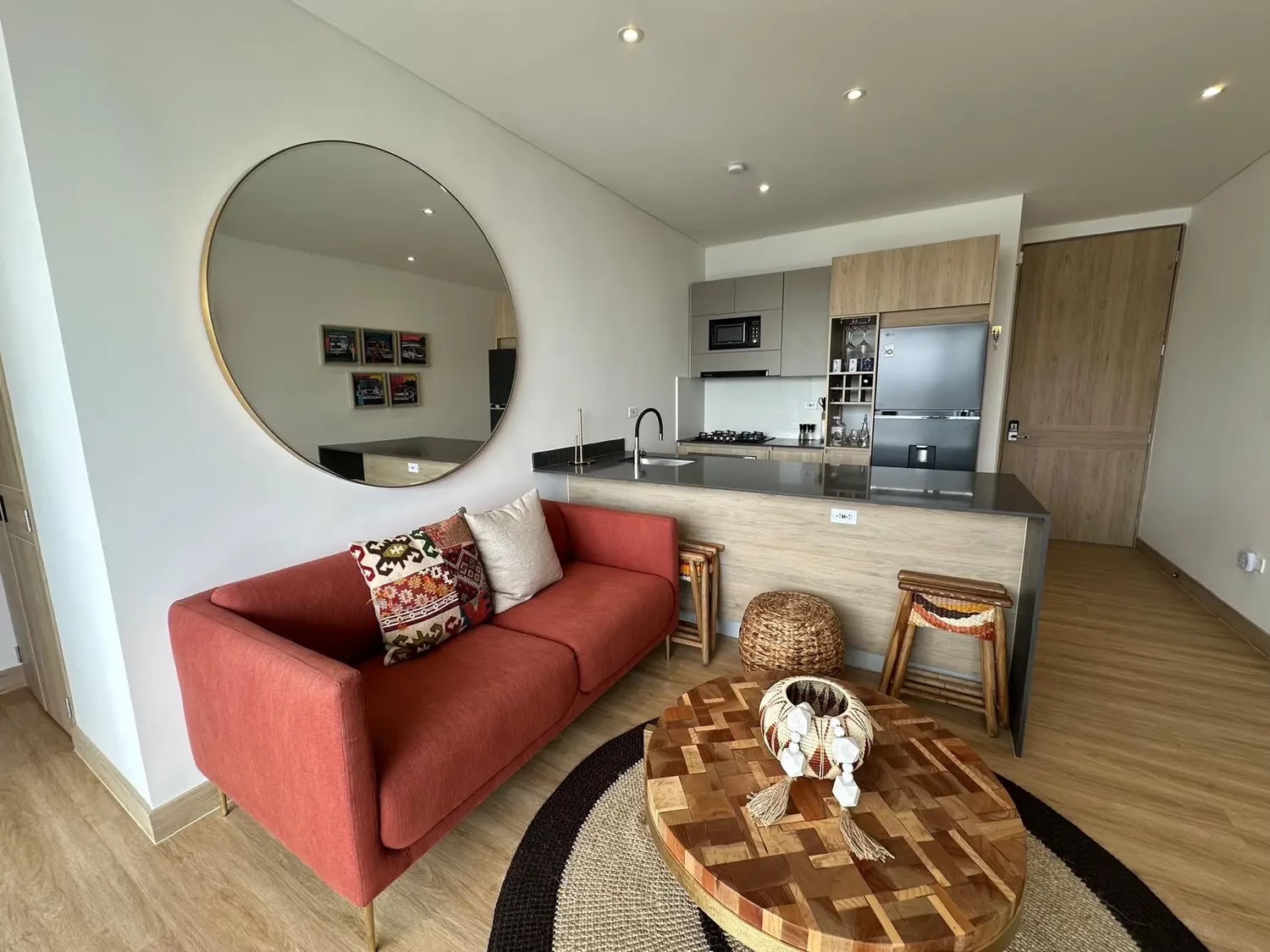 Apartamento en arriendo en Santa Teresita, Cali en Santa Teresita, Cali — foto 1 de 10