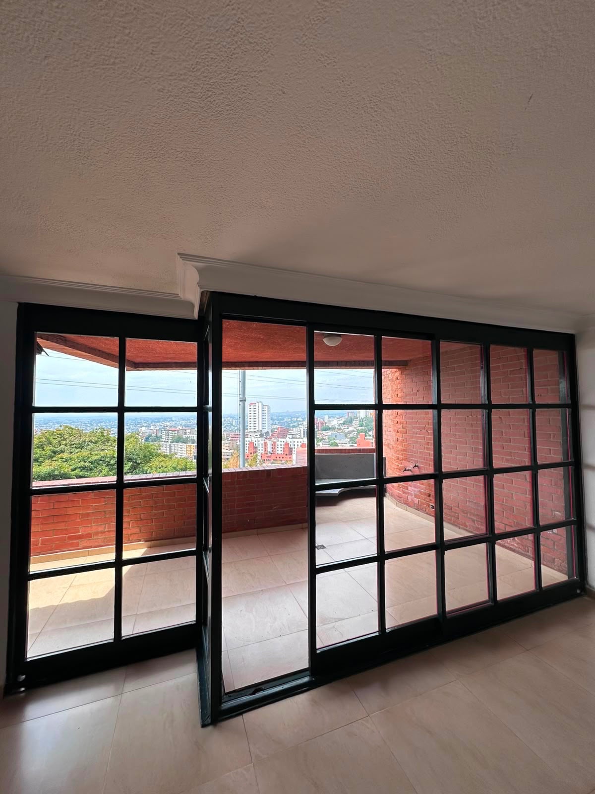 Apartamento en arriendo en Bellavista, Cali en Bellavista, Cali — foto 4 de 10