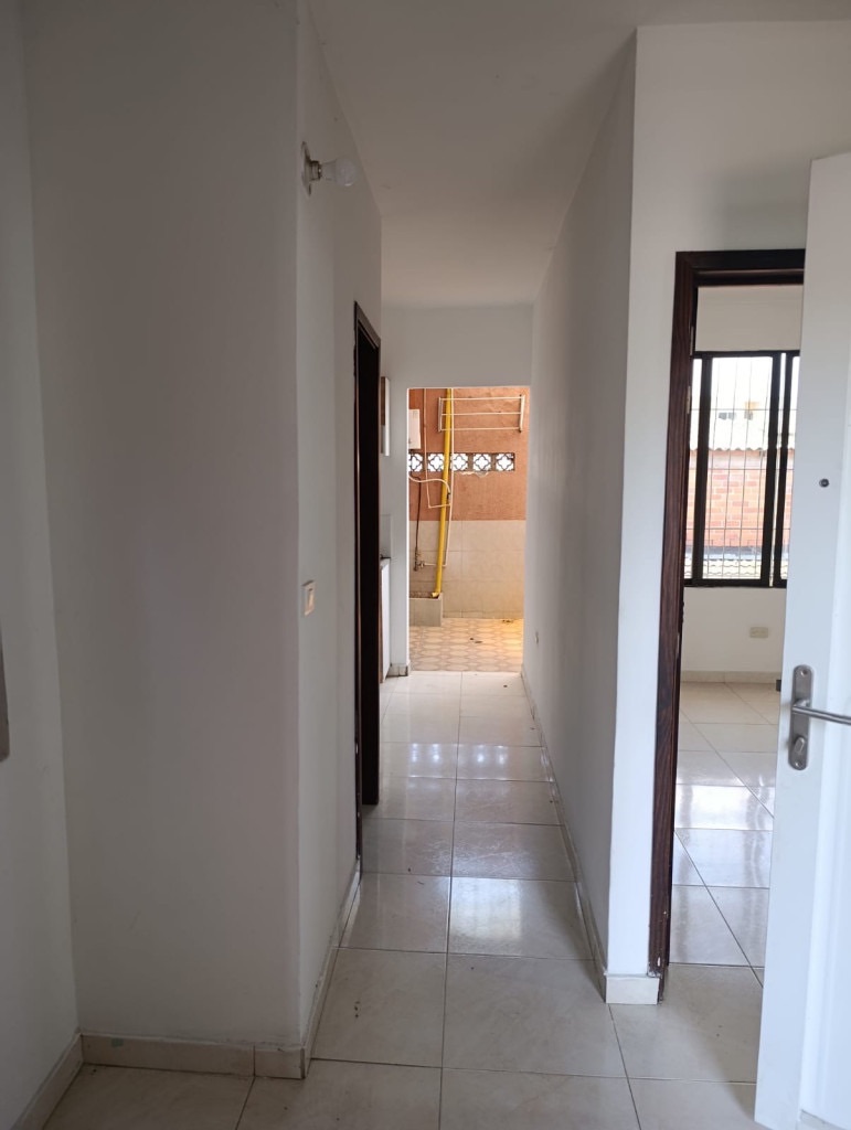Apartamento en arriendo en Ciudad 2000, Cali en Ciudad 2000, Cali — foto 4 de 10