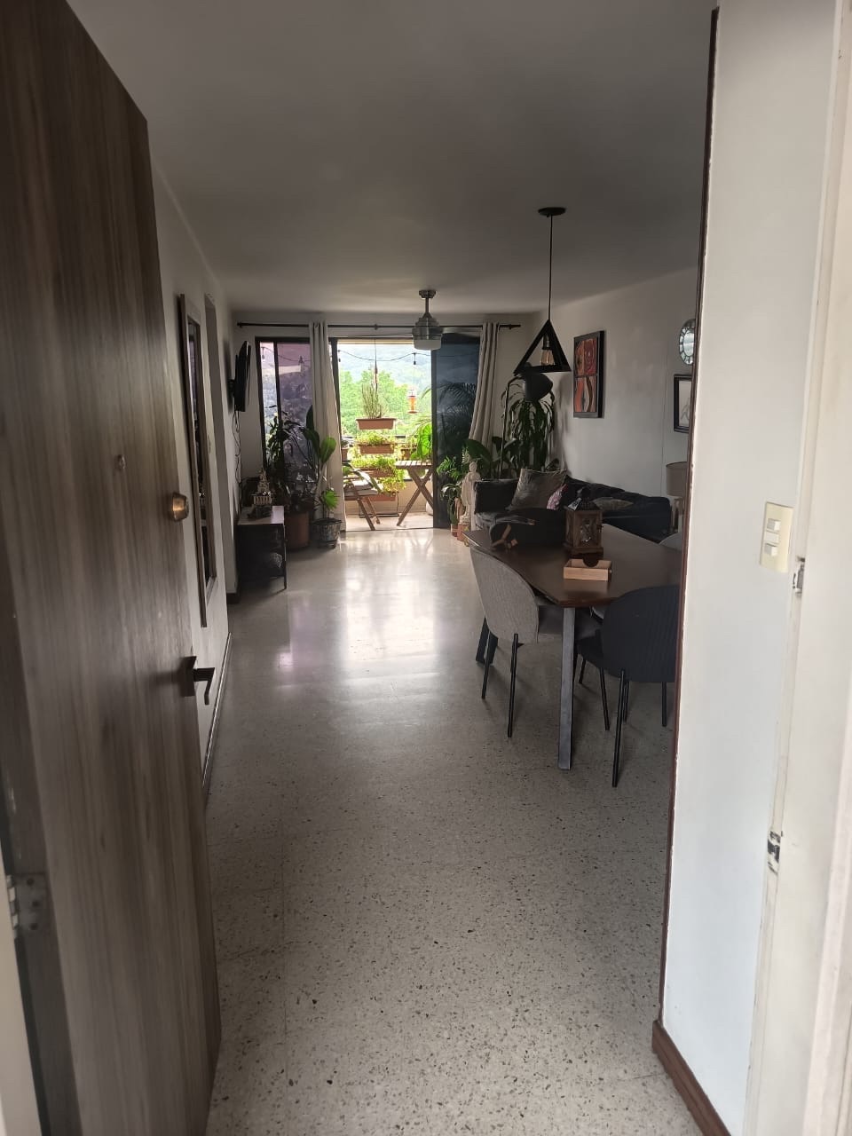 Apartamento en arriendo en El Refugio, Cali en El Refugio, Cali — foto 2 de 10