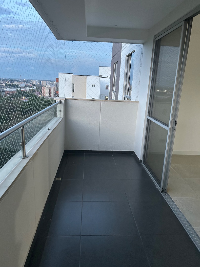Apartamento en arriendo en PATIOS DE LA FLORA   Norte, Cali en PATIOS DE LA FLORA   Norte, Cali — foto 4 de 18