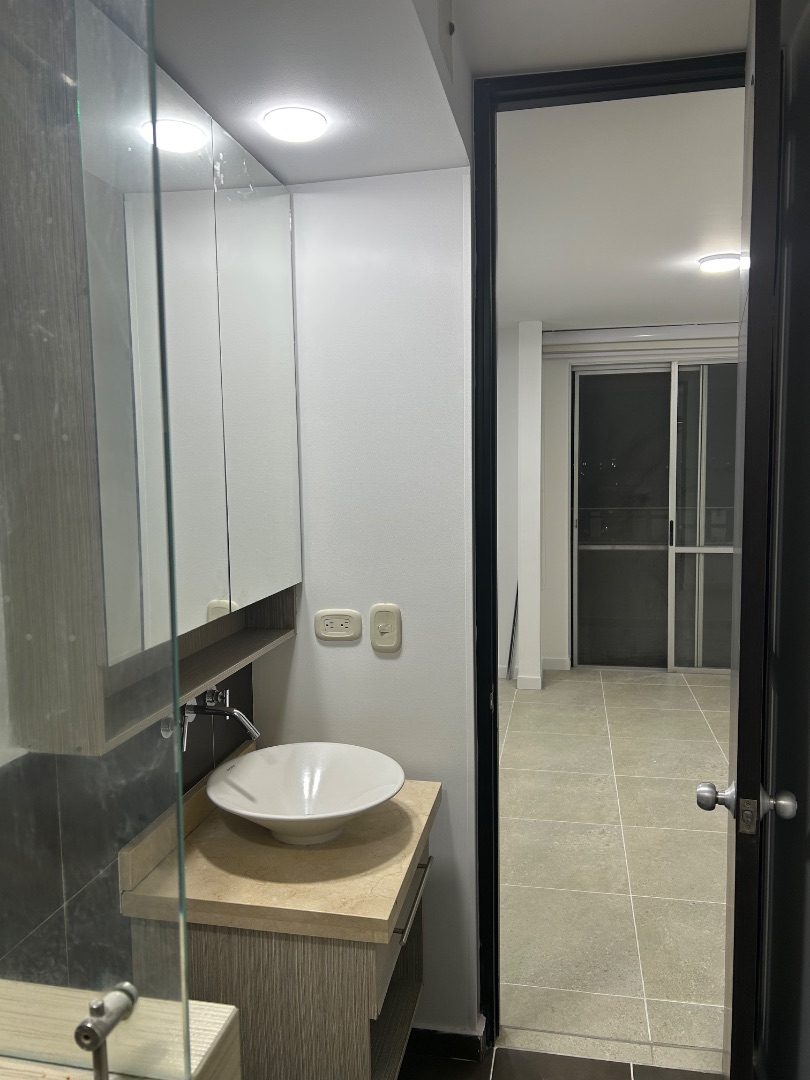 Apartamento en arriendo en PATIOS DE LA FLORA   Norte, Cali en PATIOS DE LA FLORA   Norte, Cali — foto 12 de 18