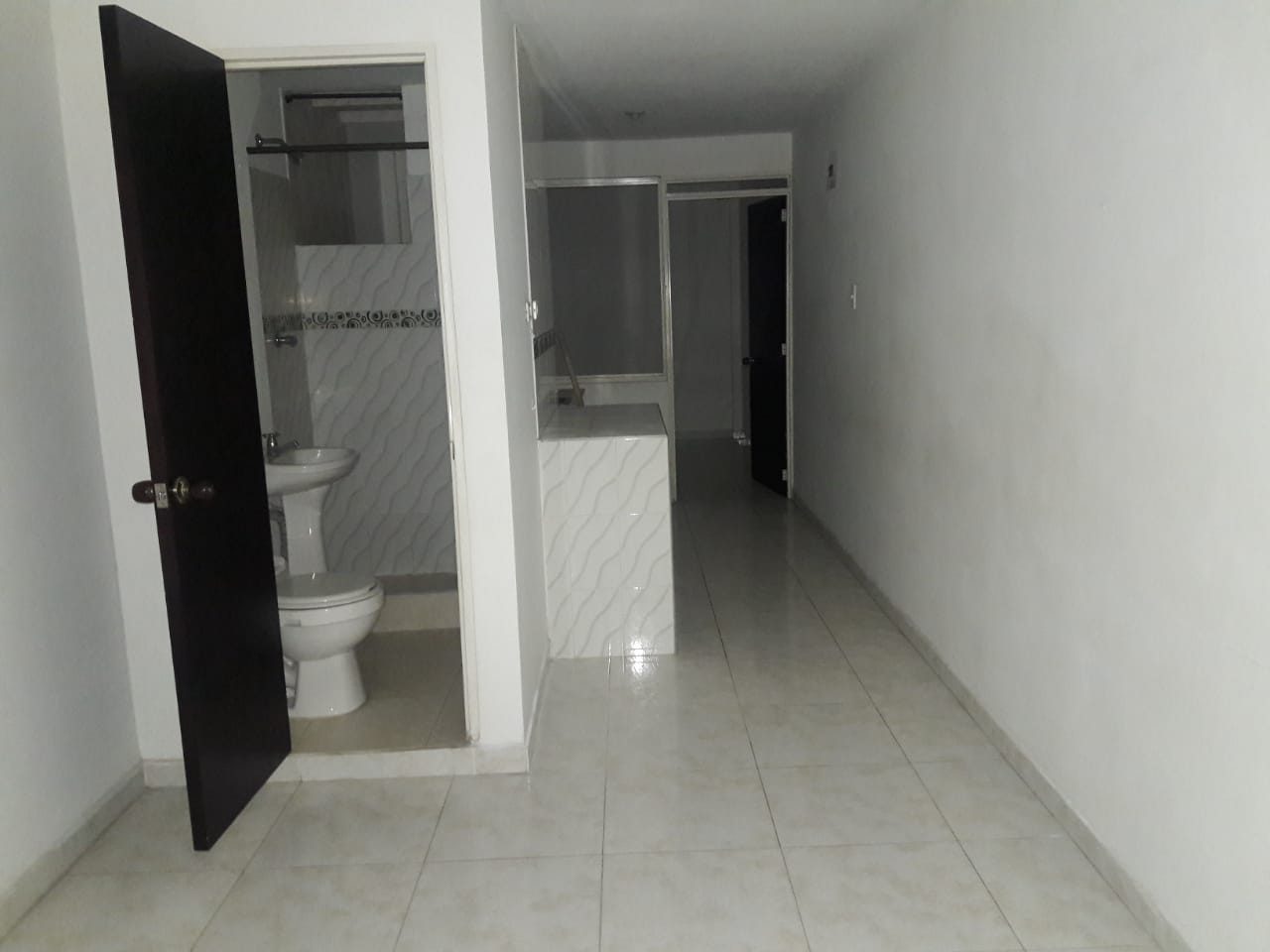 Apartaestudio en arriendo en Brisas de Los Alamos, Cali en Avenida 2A4 #75CN – 89 Barrio Alameda del Rio, Brisas de Los Alamos, Cali