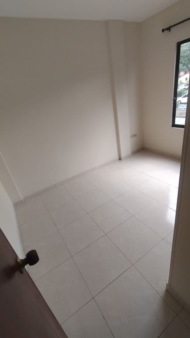 Apartamento en arriendo en Caney Sur, Cali en Caney Sur, Cali — foto 3 de 13