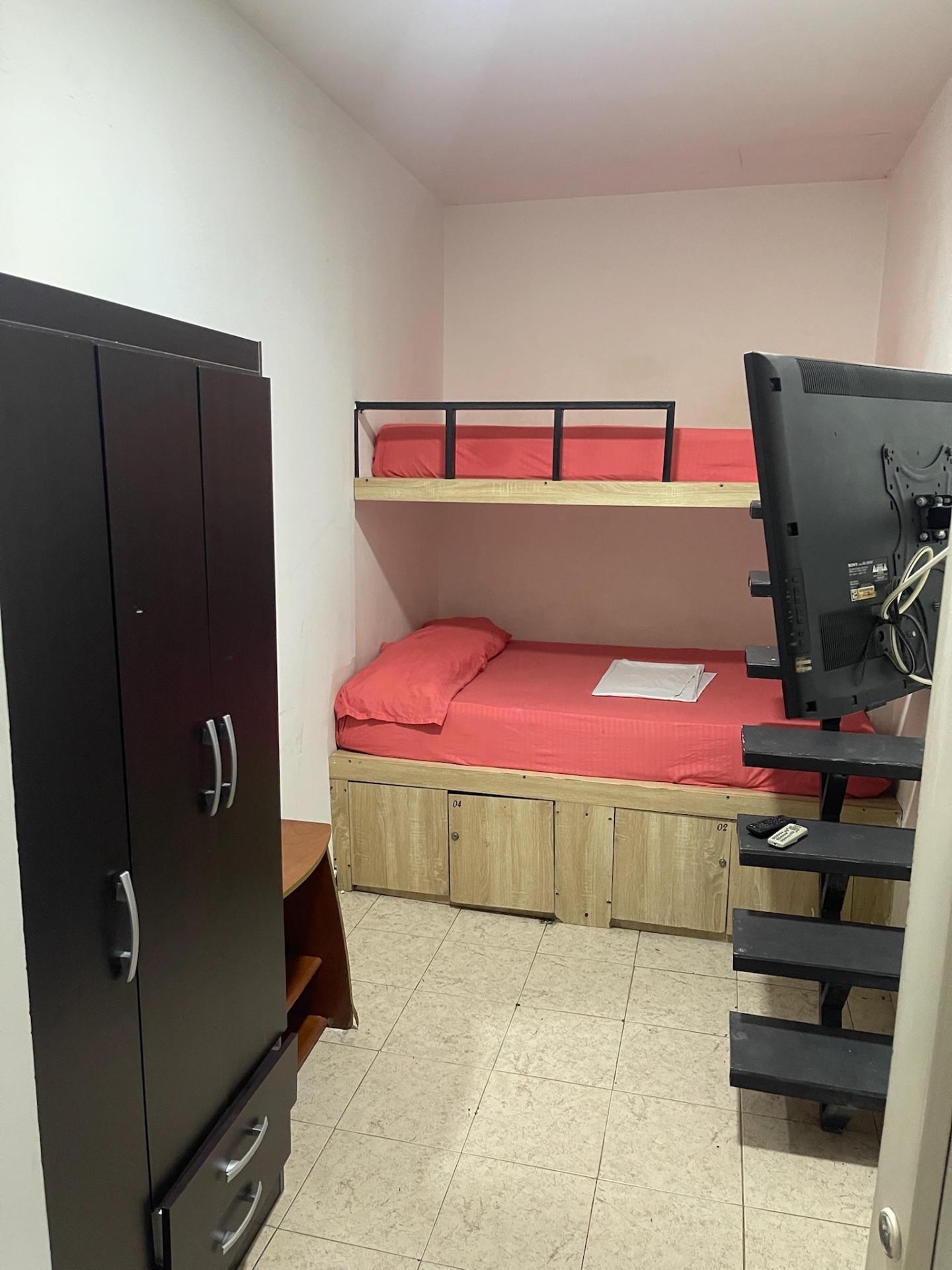 Habitación en arriendo en Los Libertadores, Cali en Los Libertadores, Cali — foto 5 de 10
